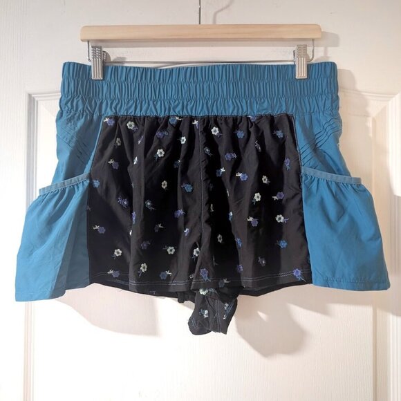 NEW! FP Movement | Get Your Flirt On Embroidered Shorts In Blue/Black - Picture 3 of 11